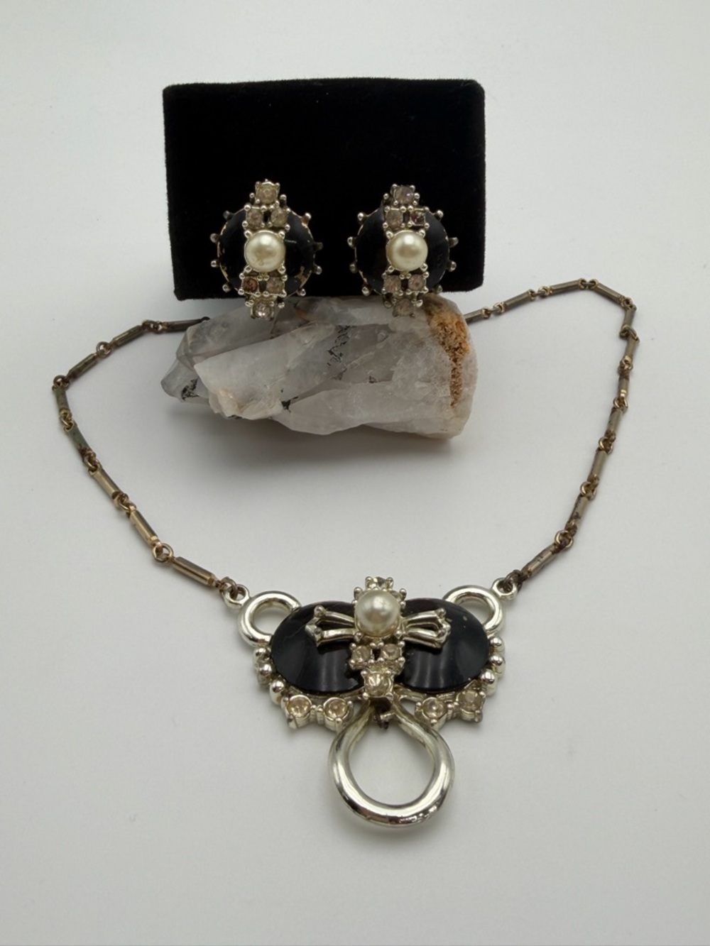 Vintage Art Deco Necklace and Earrings Set Faux Pearl Rhinestone Silver Tone